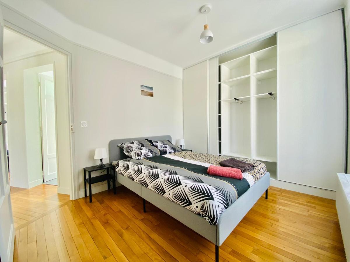 Cozy Appart'3 - Centre Ville & Proche Gare - Cozy Houses Massy  Ngoại thất bức ảnh